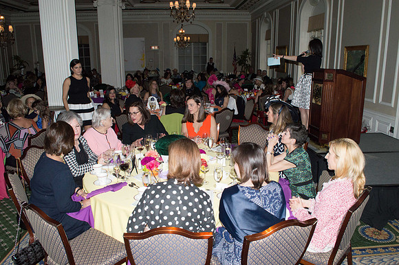 A MAD HATTERS LUNCHEON_093