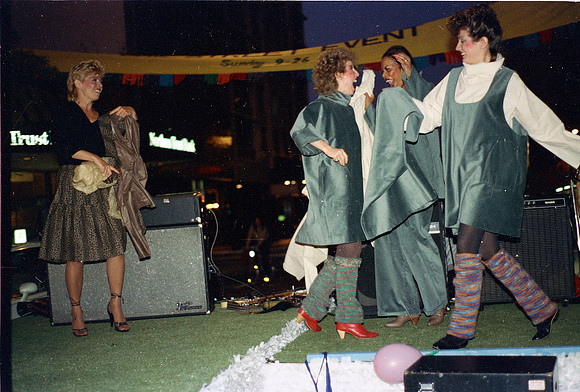 ROLL 1_OAK STREET FASHION SHOW 1982 (23)