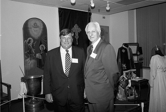 NHM SUPERIOR COFFEE 05-25-94_-34