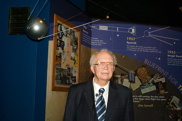 SPUTNIK 50, 2007 AT THE ADLER PLANETARIUM, SERGEI KRUSHCHEV