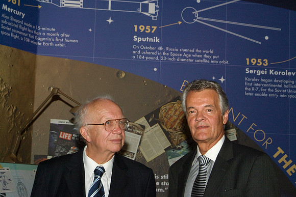 SPUTNIK 50, 2007 AT THE ADLER PLANETARIUM, SERGEI KRUSHCHEV
