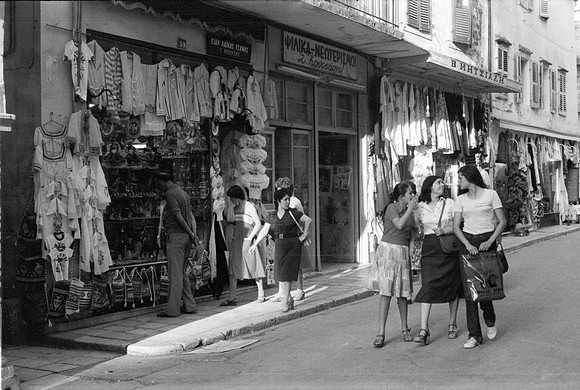 CORFU GR 1977 BW VERSION FILM_008