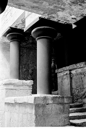 KNOSSOS CRETE 1977 BW VERSION FILM_018