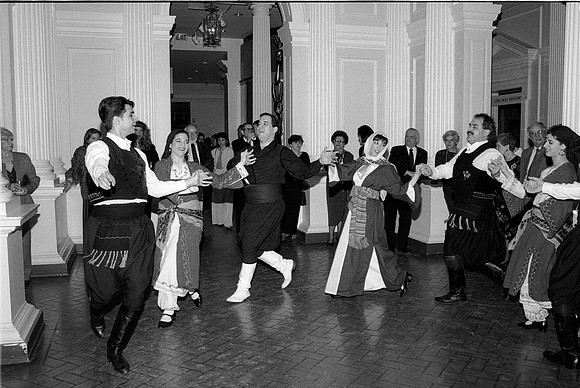 R1, NHM DORA STRATOU GALA 1994_23