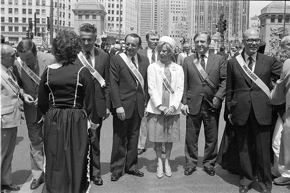 ROLL 1_GREEK INDEPENDENCE DAY PARADE 1981_004