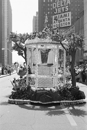 ROLL 1_GREEK INDEPENDENCE DAY PARADE 1981_022