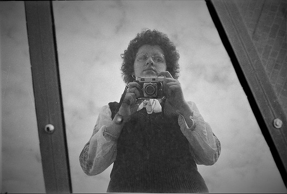 A & A UIC SELF-PORTRAITS- DAW_18
