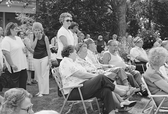 LEBANON PA, WHITE FAMILY, FARM AUCTION 1981_02