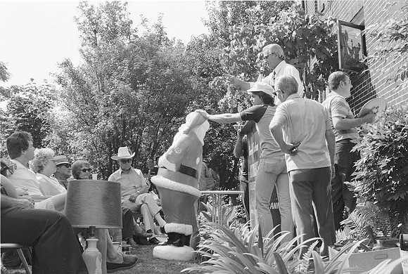 LEBANON PA, WHITE FAMILY, FARM AUCTION 1981_06