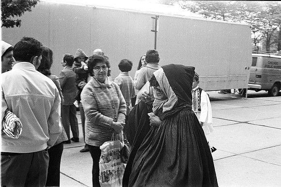 ROLL 2 GREEK INDEPENDENCE DAY PARADE 1979_01