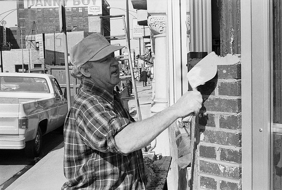 GREEKTOWN CHICAGO_HALSTED STREET 1975_43