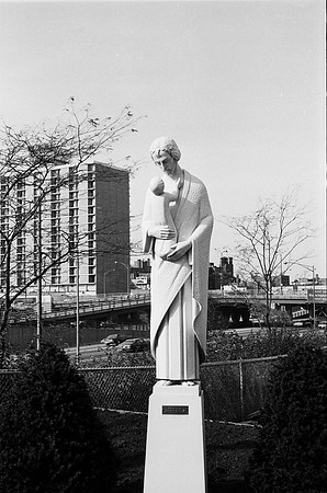 _GREEKTOWN CHICAGO_HALSTED STREET 1975_38