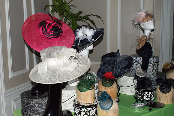 A MAD HATTERS LUNCHEON_013