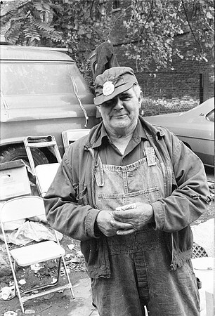 1975_Maxwell Street_021_ (104)