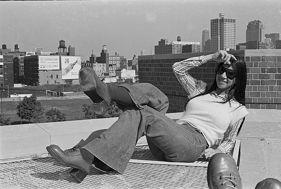 1974_A & A UIC DEBBIE Q_15_