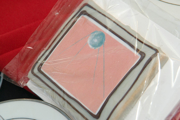 SPUTNIK 50, 2007 AT THE ADLER PLANETARIUM, SERGEI KRUSHCHEV
