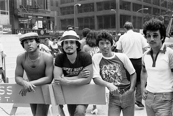 NHM, GATHER TOGETHER EXHIBIT 2022_ROLL 1_PUERTO RICAN DAY PARADE DALEY PLAZA 06-20-81_22-2