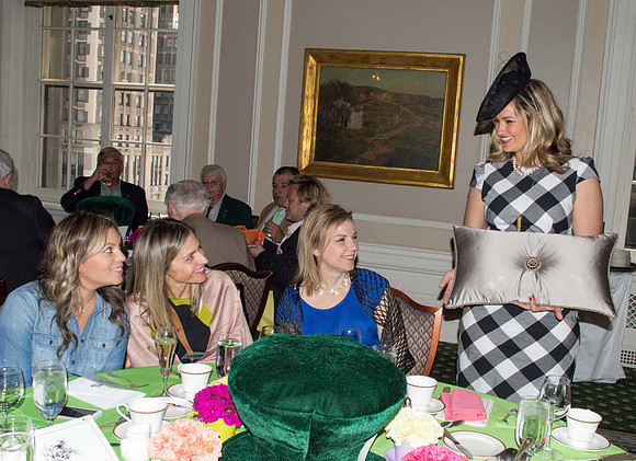 A MAD HATTERS LUNCHEON_084