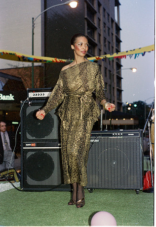ROLL 2_OAK STREET FASHION SHOW 1982_ (30)