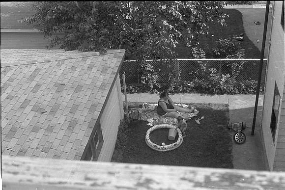 6200 BLOCK OF N. CLAREMONT 1974_05