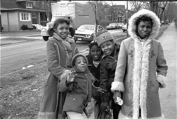 7800 S. SAGINAW KIDS 1974_01_