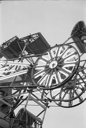UIC AREA, CARNIVAL, TAYLOR ST. DOWNTOWN_07