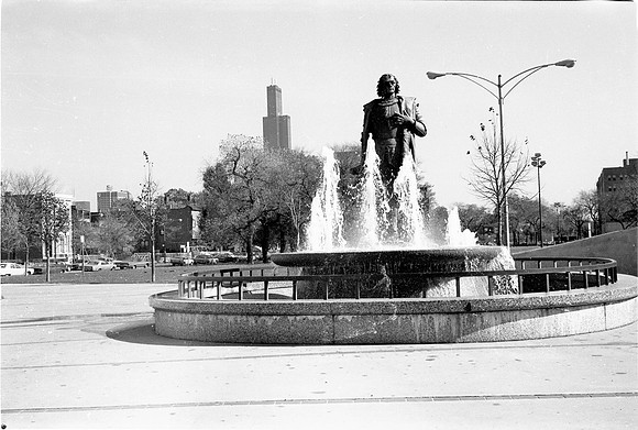 COLUMBUS PK CATHOLIC KIDS W  NUN, UIC NEIGHBORHOOD 1975_16