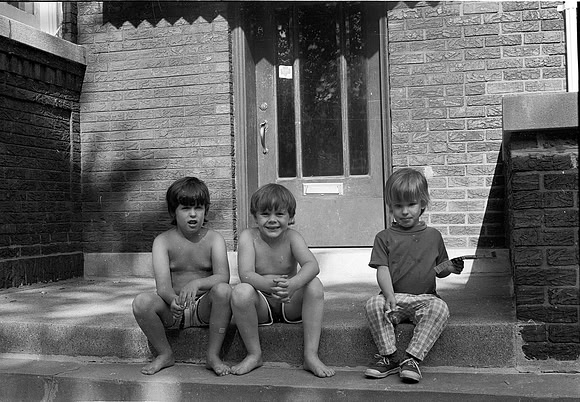 _7900 S. SAGINAW KIDS, CHICAGO 1974_16A