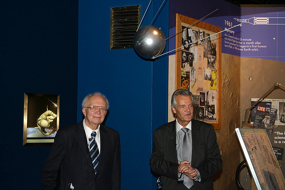 SPUTNIK 50, 2007 AT THE ADLER PLANETARIUM, SERGEI KRUSHCHEV