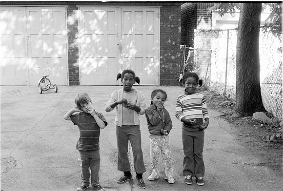 7900 S. SAGINAW KIDS, CHICAGO 1974_04