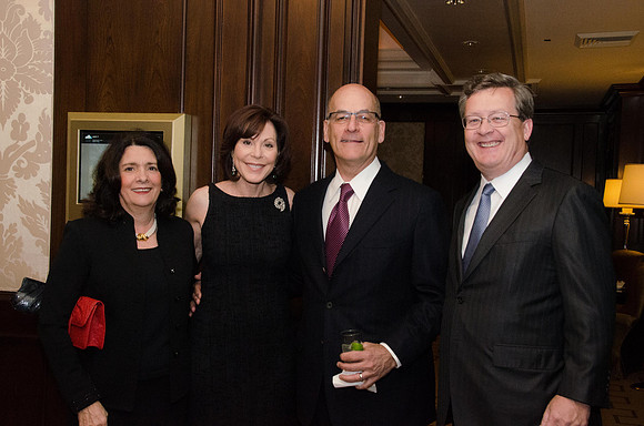 Legendary Landmarks_2015.018
