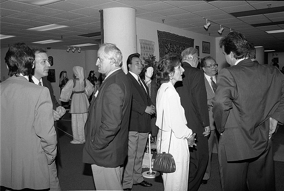 NHM SUPERIOR COFFEE 05-25-94_-18