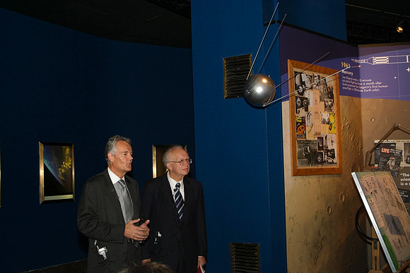 SPUTNIK 50, 2007 AT THE ADLER PLANETARIUM, SERGEI KRUSHCHEV