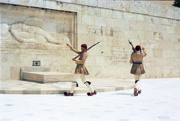 ROLL 1, ATHENS ARCHEOLOGICAL MUSEUM SYNTAGMA GR 1983_14