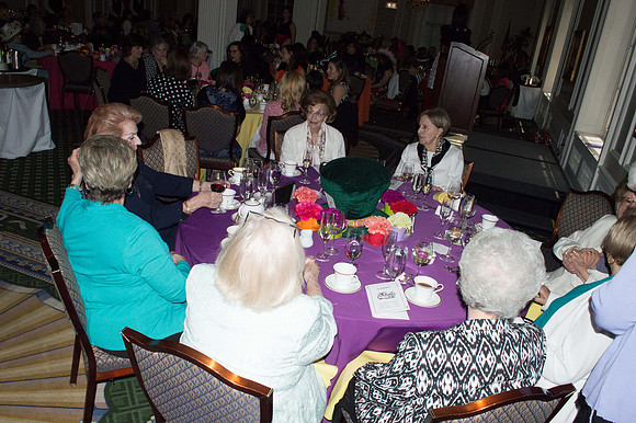 A MAD HATTERS LUNCHEON_092