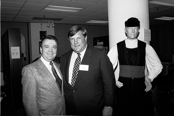 NHM SUPERIOR COFFEE 05-25-94_-37