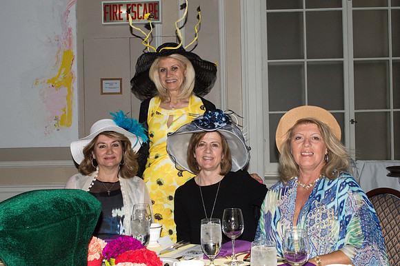 A MAD HATTERS LUNCHEON_011