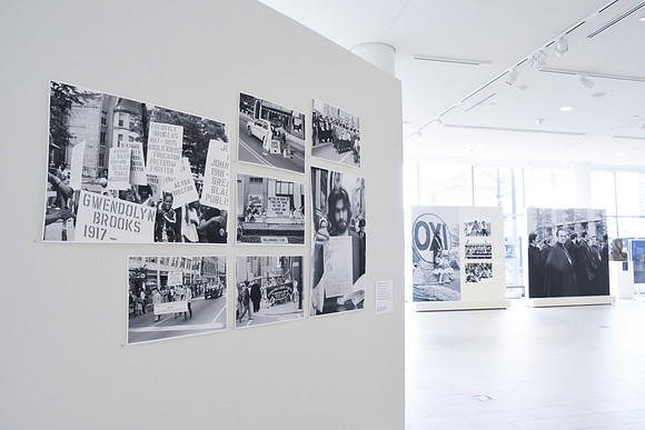 GATHER TOGETHER- STREET PHOTOGRAPHY BY DIANE ALEXANDER WHITE EXHIBIT PHOTOS_061