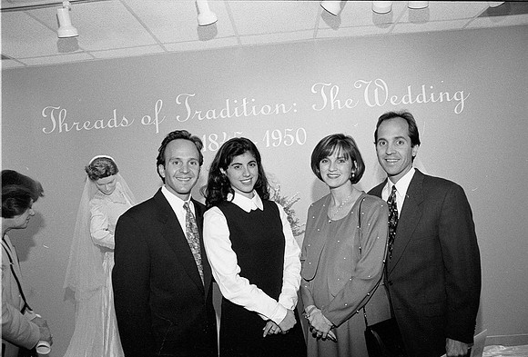 ROLL 1, NHM, THREADS OF TRADITION GALA, 10-04-1996 _26