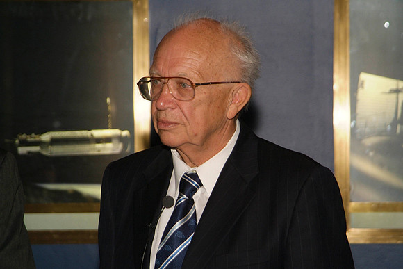 SPUTNIK 50, 2007 AT THE ADLER PLANETARIUM, SERGEI KRUSHCHEV