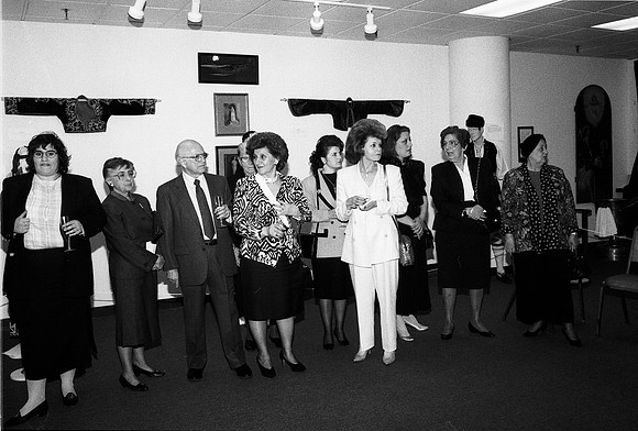 R1, NHM DORA STRATOU 1994_31