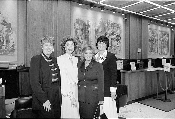 ROLL 3, NHM, THREADS OF TRADITION GALA, 10-04-1996_02