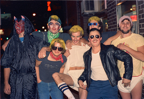 HALLOWEEN, OAK STREET & RUSH STREET, NEO 1982-02