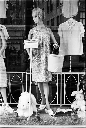 STORE FRONTS CHICAGO 1979_16