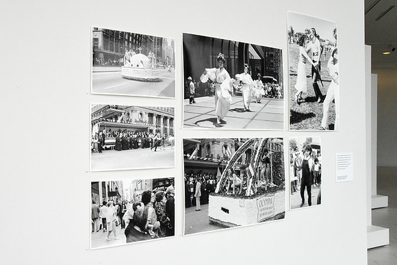 GATHER TOGETHER- STREET PHOTOGRAPHY BY DIANE ALEXANDER WHITE EXHIBIT PHOTOS_080
