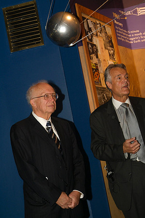 SPUTNIK 50, 2007 AT THE ADLER PLANETARIUM, SERGEI KRUSHCHEV