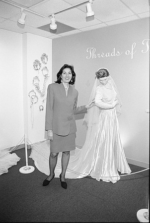 ROLL 2, NHM, THREADS OF TRADITION GALA, 10-04-1996_27