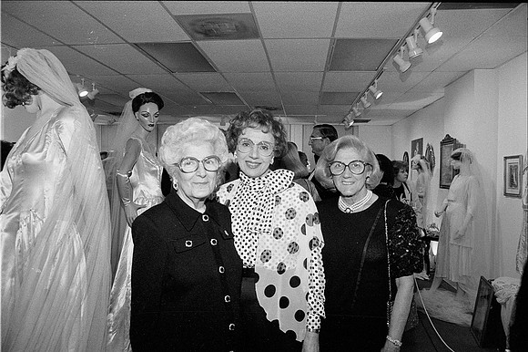 ROLL 1, NHM, THREADS OF TRADITION GALA, 10-04-1996 _20