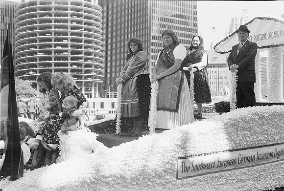 ROLL 1_GERMAN VON STEUBEN PARADE 1981_09