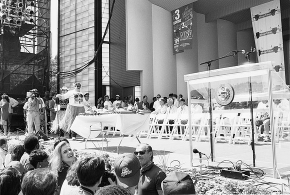 CHICAGO BULLS, MICHAEL JORDAN 1993 3-PEAT_ROLL 1_13